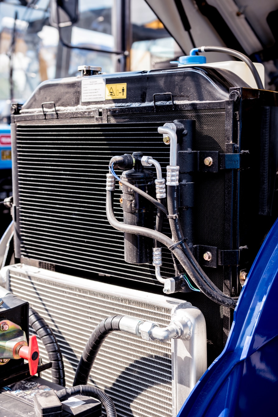 ศูนย์บริการมาตรฐานรถยนต์นำเข้า ทีมงานมืออาชีพที่มีประสบการณ์ตรงเฉพาะทางกว่า 15 ปี 5 Evolution Auto Service